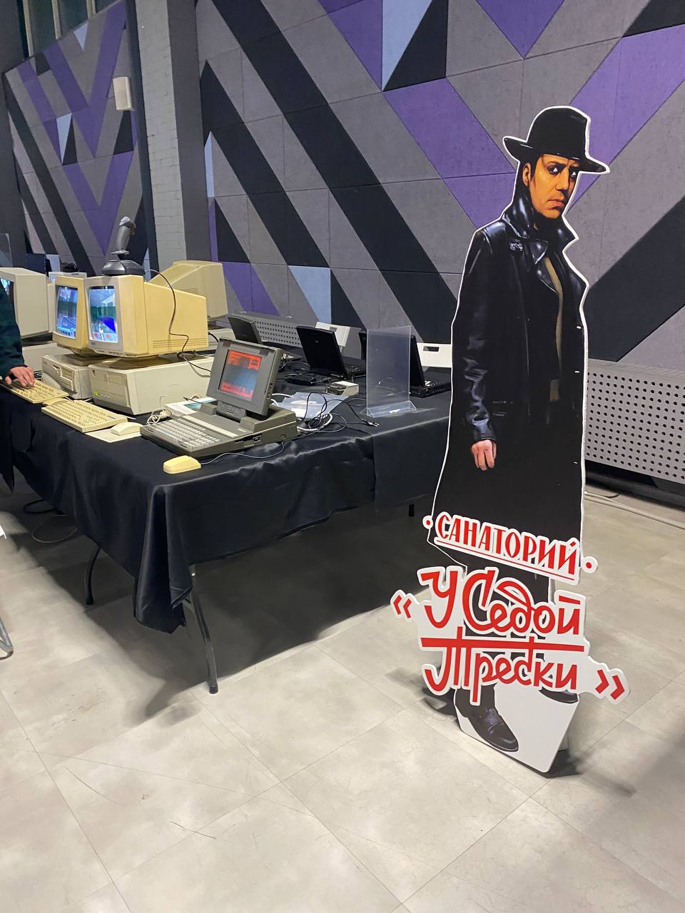 Игровую выставку «Игропром» посетили 12 тысяч человек, и ещё один — из инфослужбы Хабра - 10